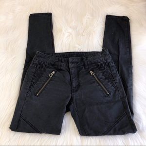AEO navy color skinny pants with texture